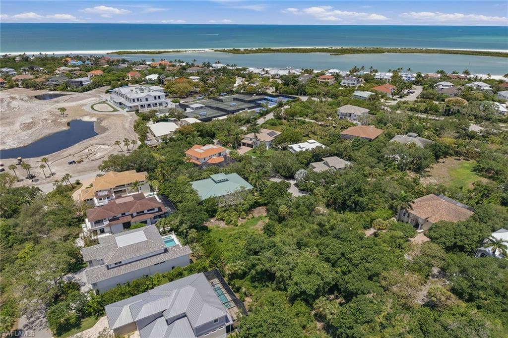 375 Gumbo Limbo LN photo 1 of 50