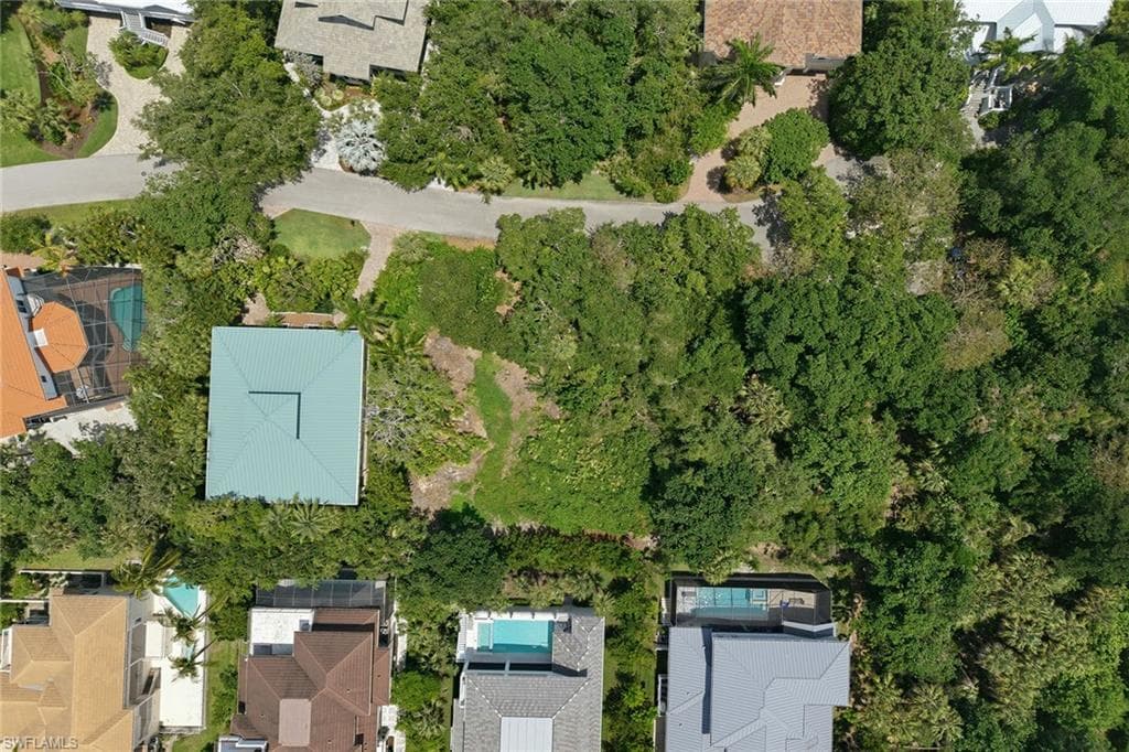 375 Gumbo Limbo LN photo 8 of 50