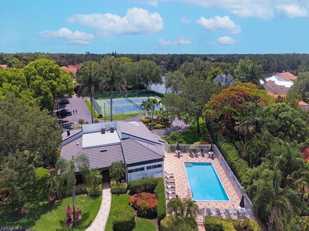 Birkshire Lakes Clubhouse and amenities