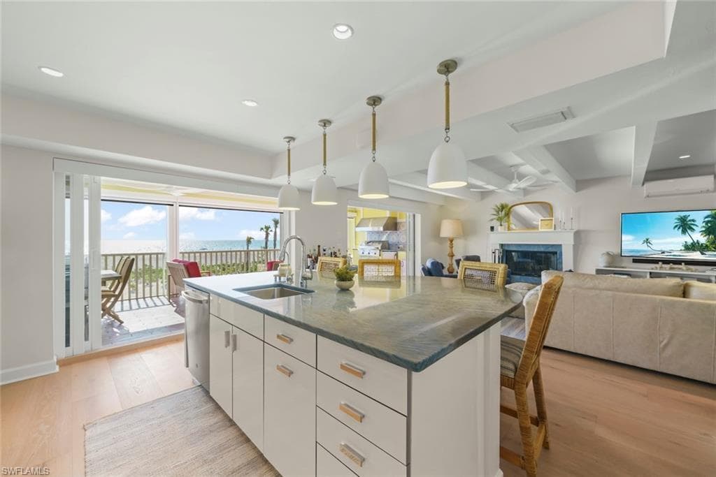 1 Sunset Captiva LN photo 7 of 39