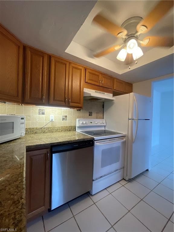 3704 Broadway 318 photo 12 of 41