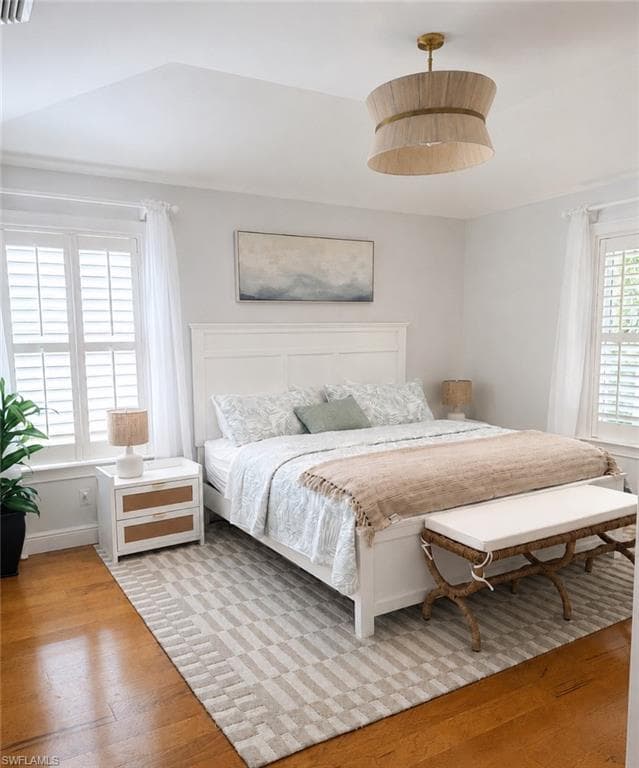 Upstairs 1st bedroom with ensuite