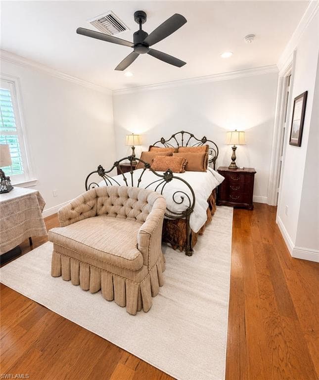 2nd Upstairs bedroom