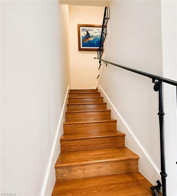 Stairway to 2nd level