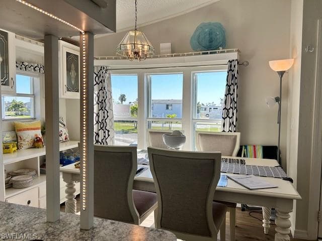 LIGHT BRIGHT DINING AREA