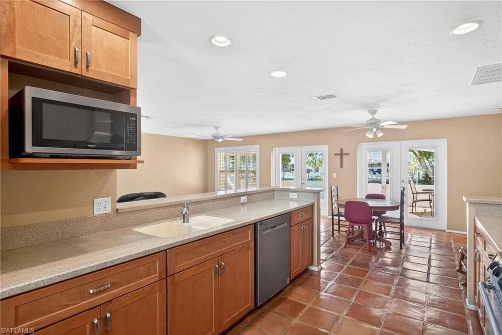 12279 Matlacha BLVD photo 13 of 42