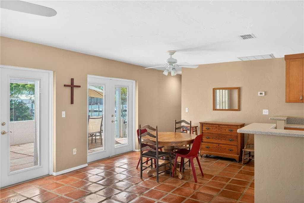 12279 Matlacha BLVD photo 7 of 42