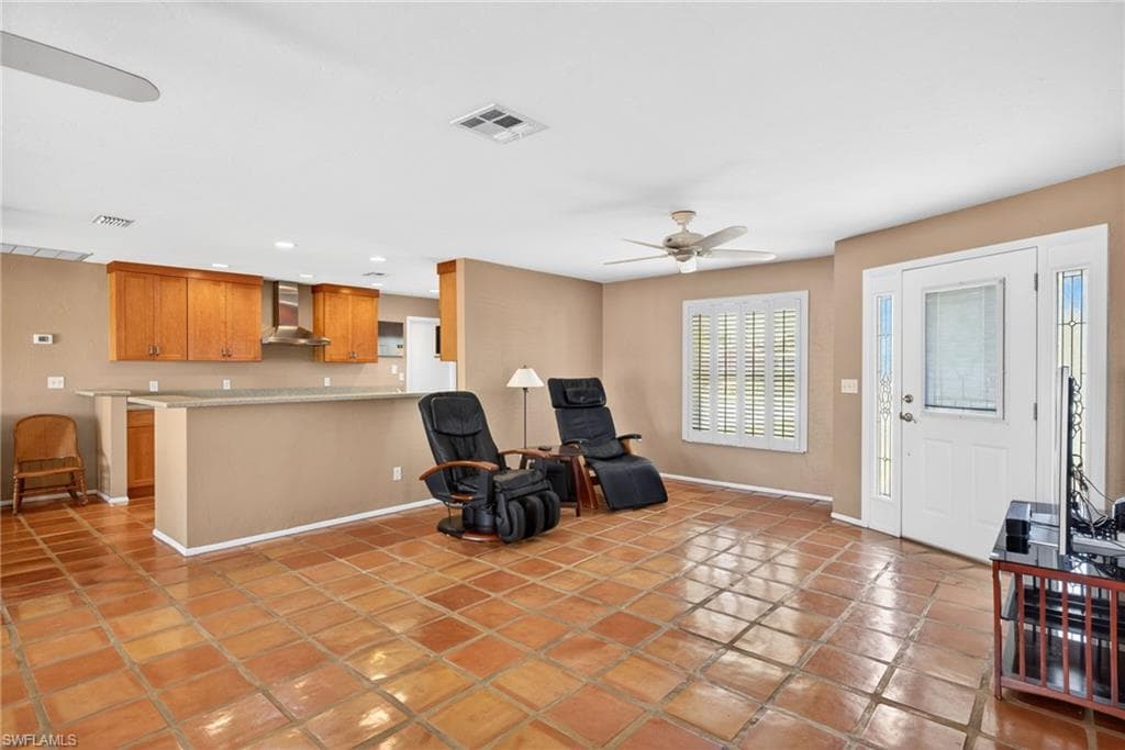 12279 Matlacha BLVD photo 4 of 42