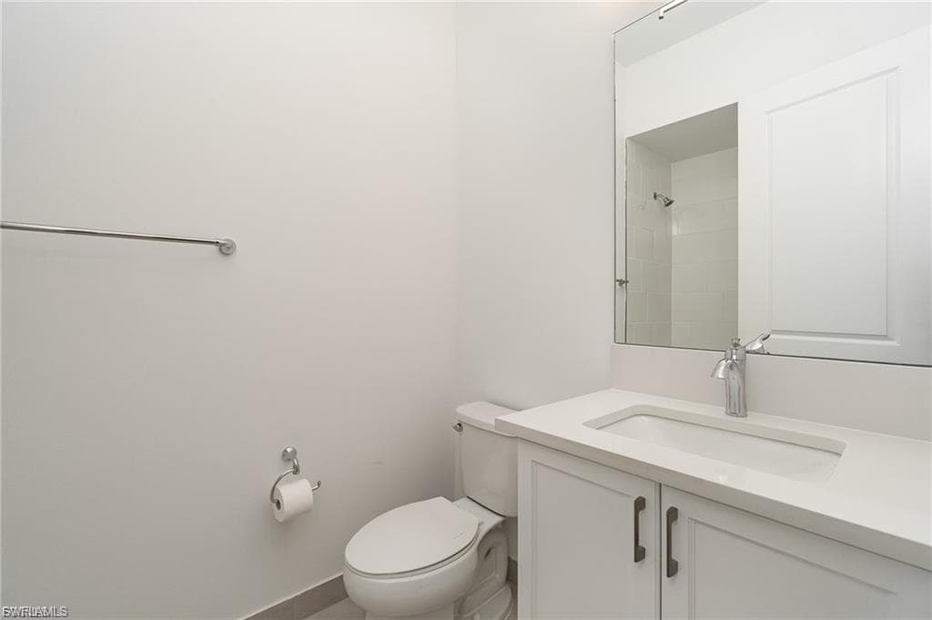 12750 Woodbury DR photo 11 of 26