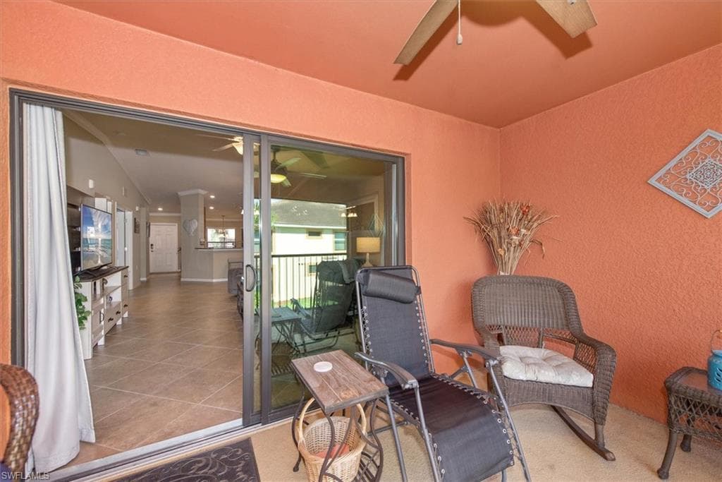 13750 Julias WAY 528 photo 13 of 33