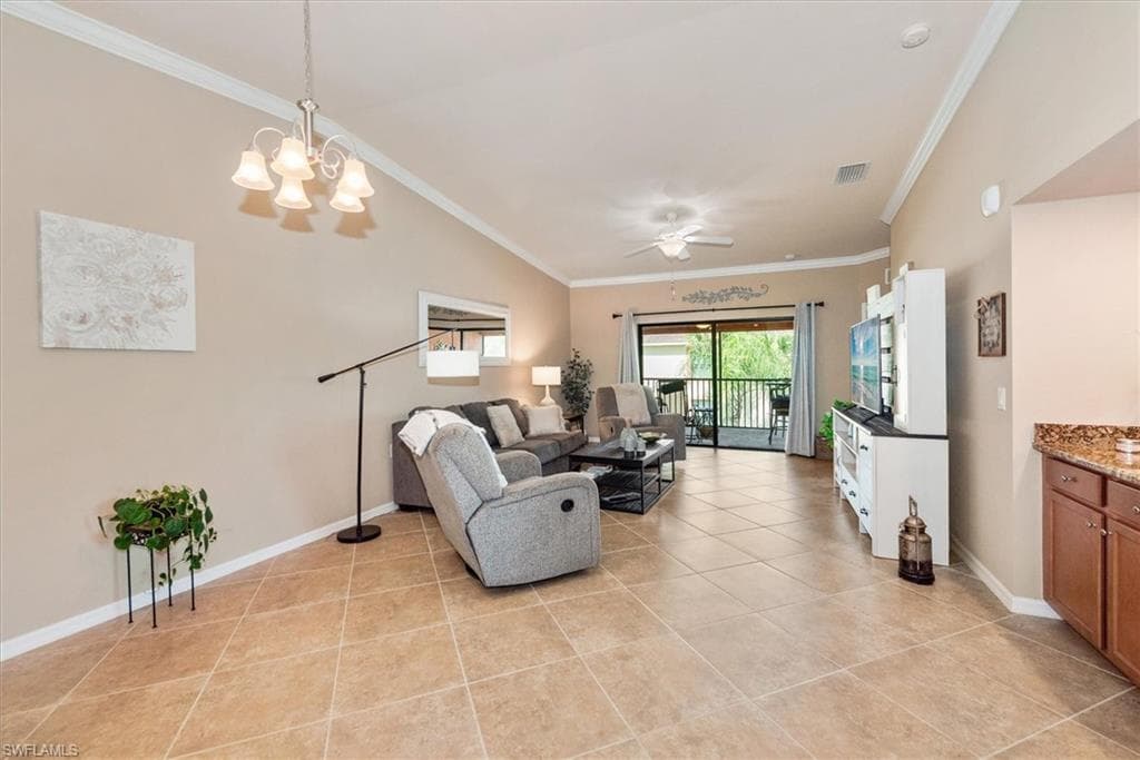13750 Julias WAY 528 photo 7 of 33