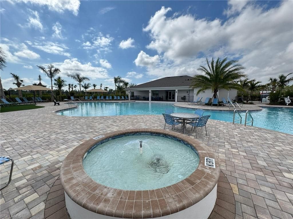 44448 Palm Frond DR photo 23 of 24