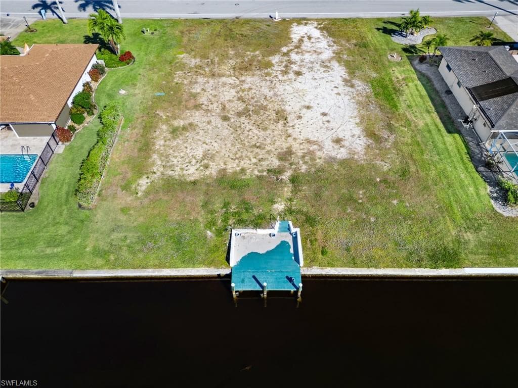 9821 Cypress Lake DR photo 15 of 26