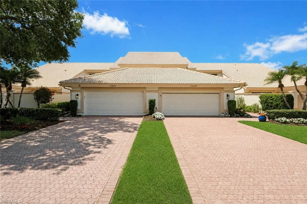 11676 Quail Village WAY photo 10 of 35