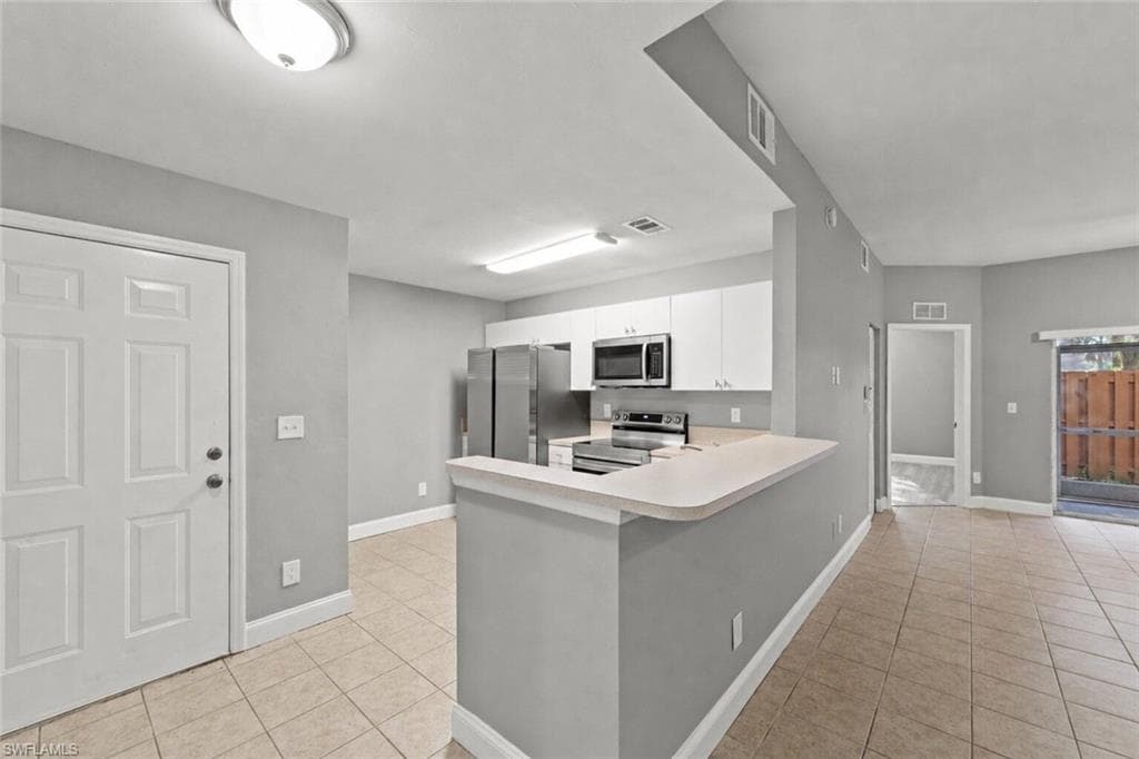 4109 Bellasol CIR 1114 photo 9 of 41