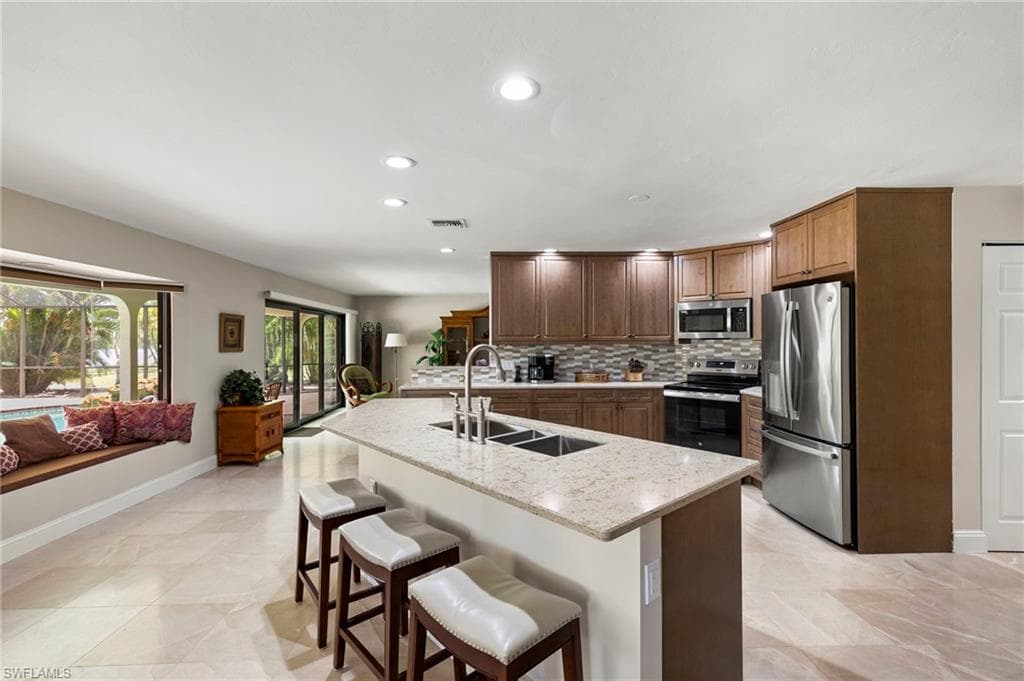27565 Imperial Shores BLVD photo 10 of 49