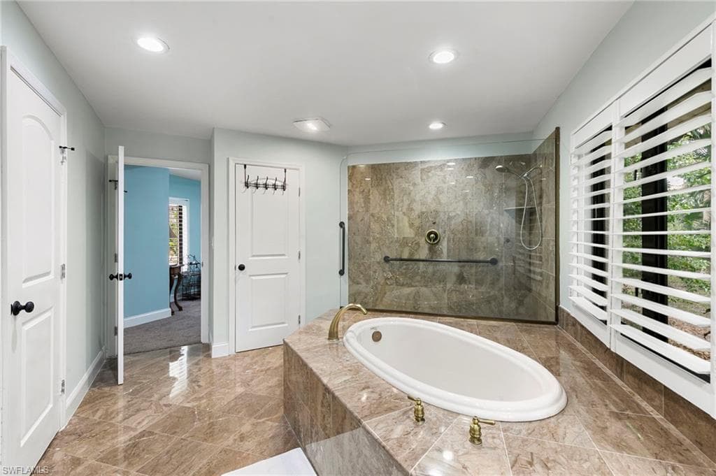 27565 Imperial Shores BLVD photo 19 of 49
