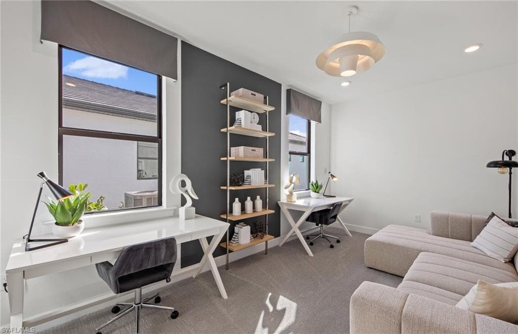 Interior photos are of a staged model home. Illustration purposes only. Options may vary.