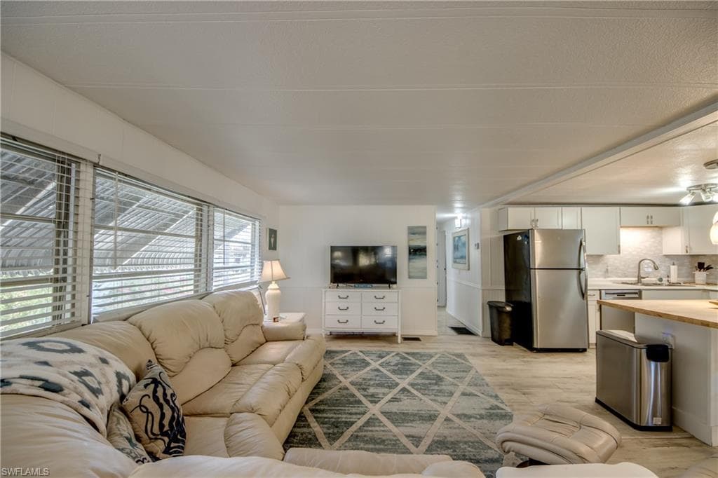 5510 Back Bay BEND photo 13 of 36