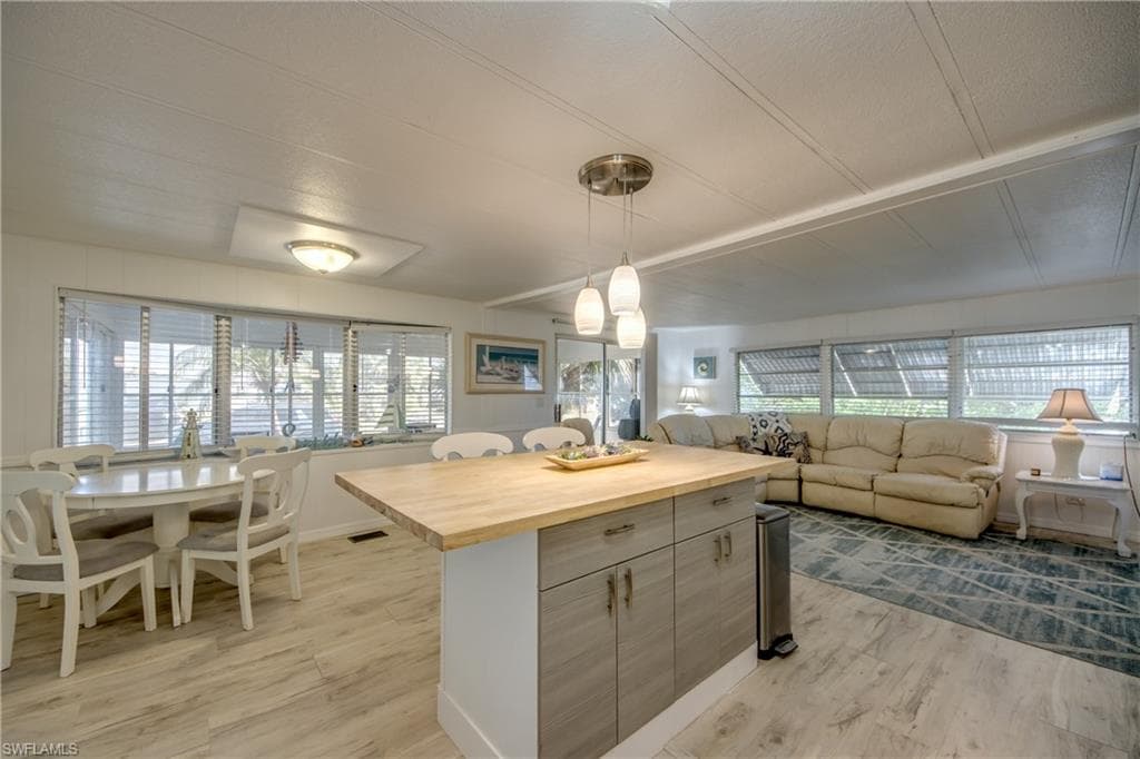 5510 Back Bay BEND photo 7 of 36