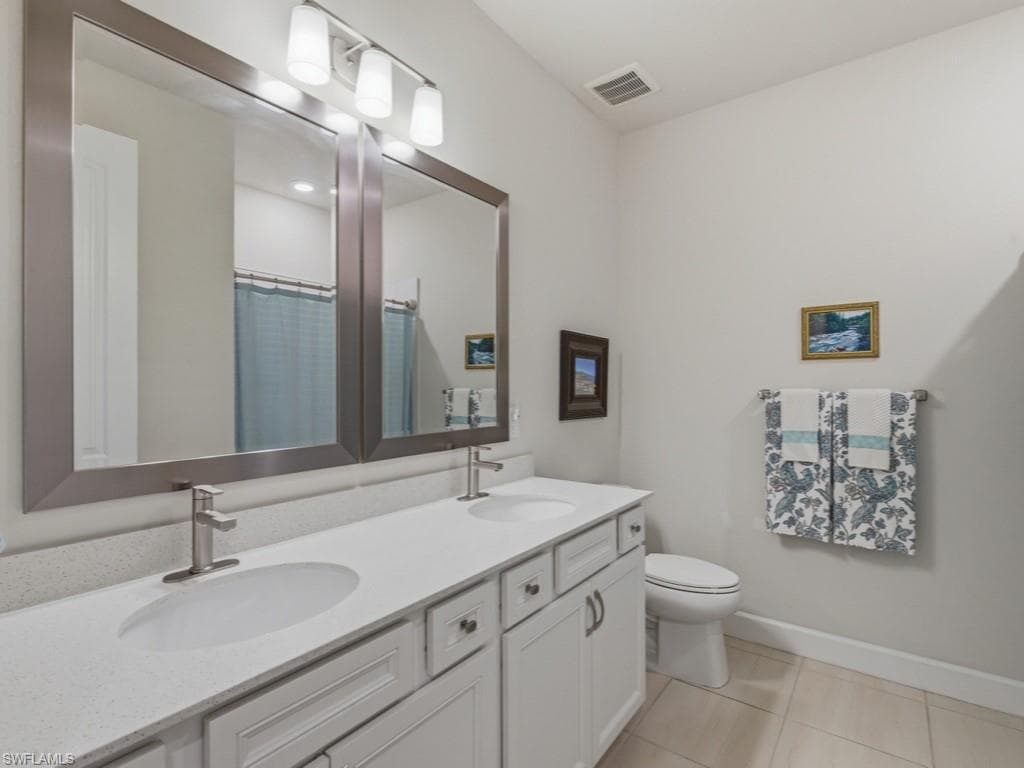 4010 Hampton CIR photo 26 of 45