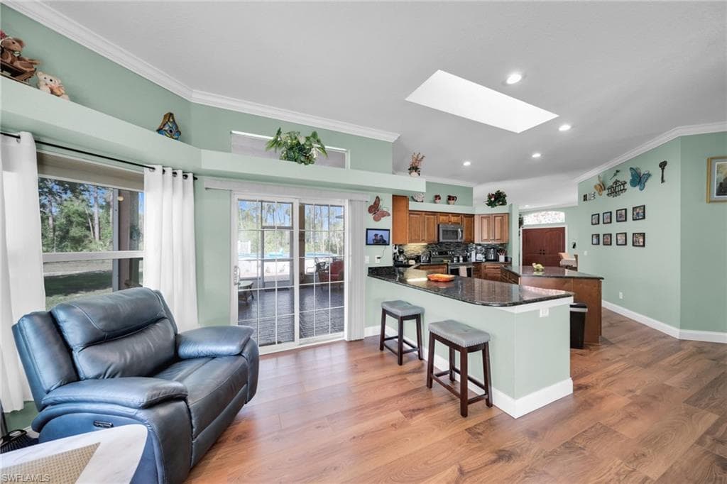 3241 Tropicaire BLVD photo 25 of 50