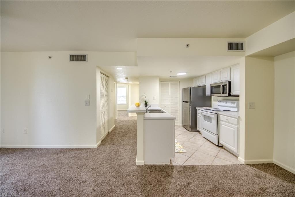 4149 Residence DR 809 photo 17 of 42