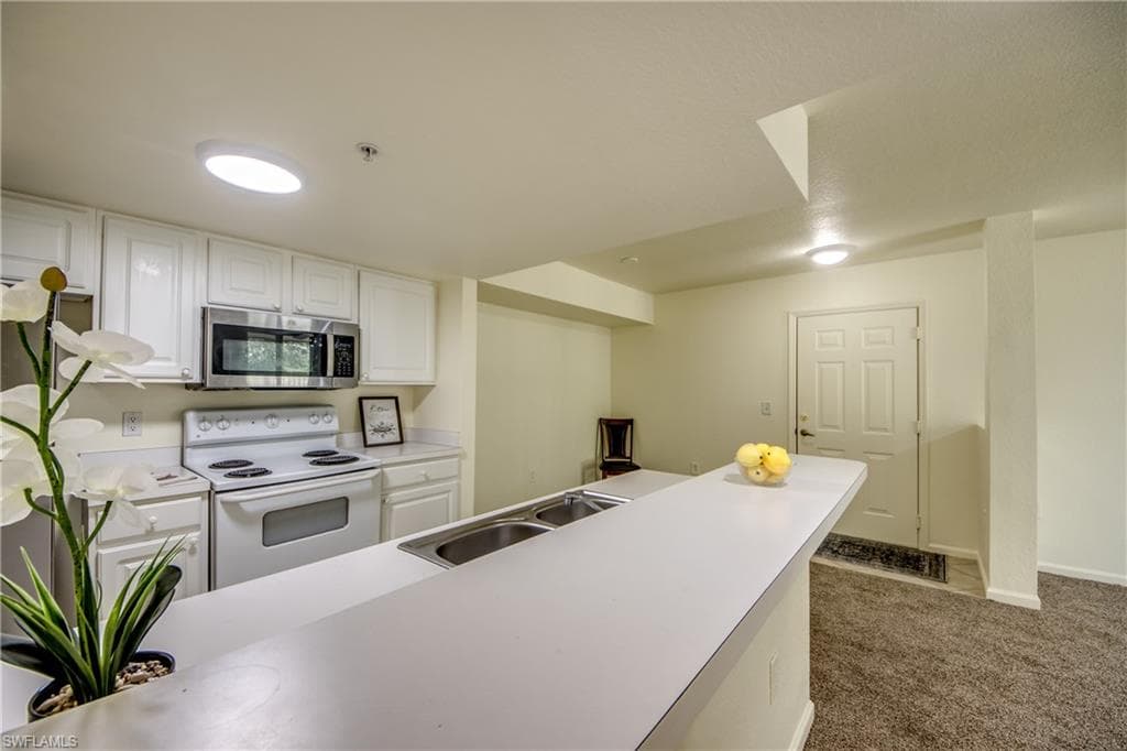 4149 Residence DR 809 photo 16 of 42