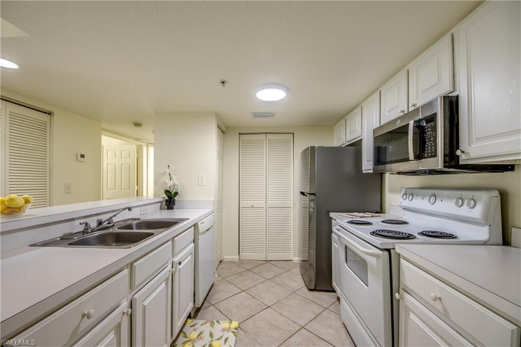 4149 Residence DR 809 photo 11 of 42