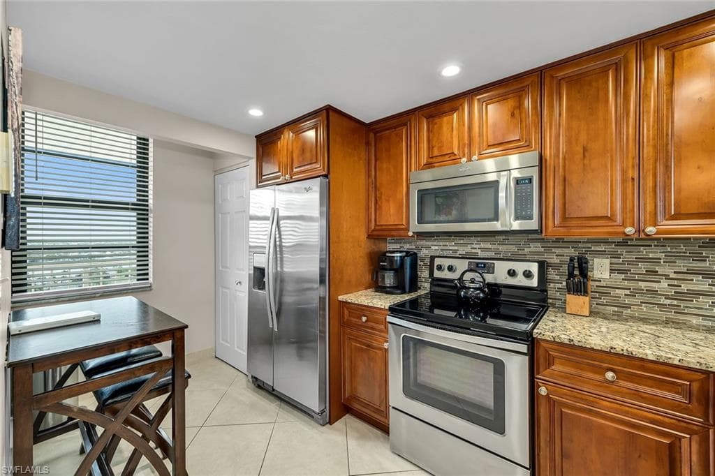 440 Seaview CT 1201 photo 12 of 47