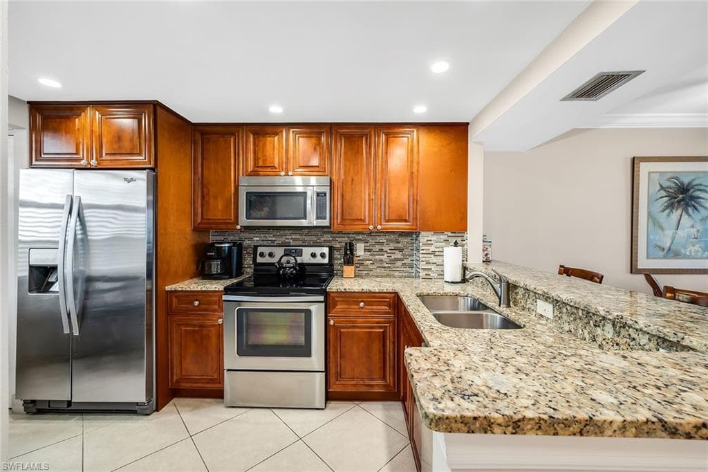 440 Seaview CT 1201 photo 10 of 47
