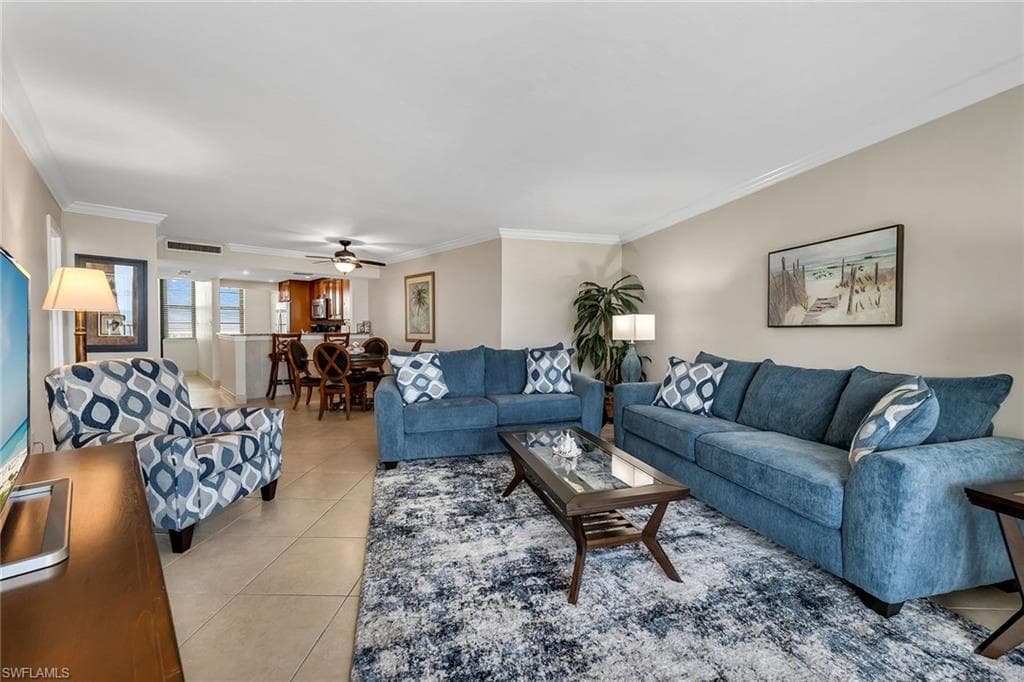440 Seaview CT 1201 photo 8 of 47