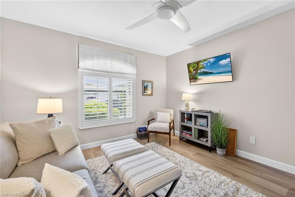 12181 Kelly Sands WAY 1539 photo 21 of 40