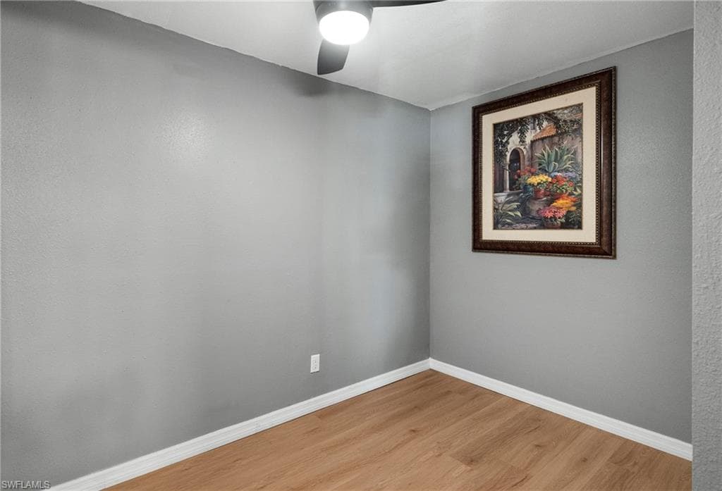 138 Lexington AVE photo 17 of 29