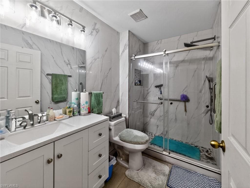 15091 Lakeside View DR 1604 photo 31 of 44
