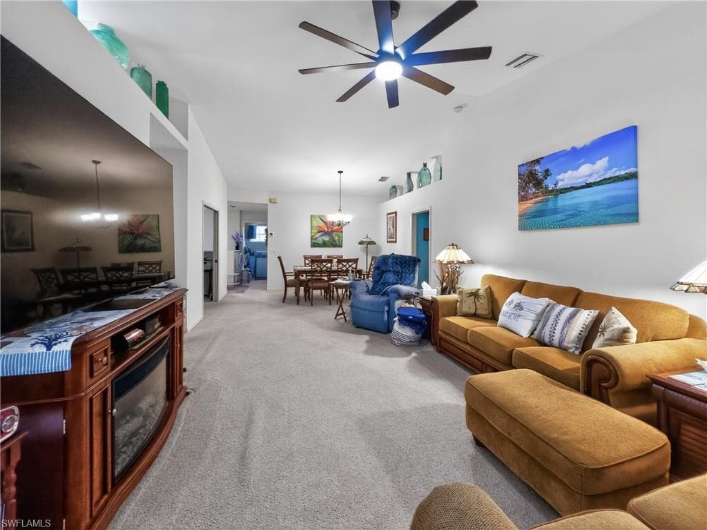 Spacious living room and Dining room area freshly painted throughout.