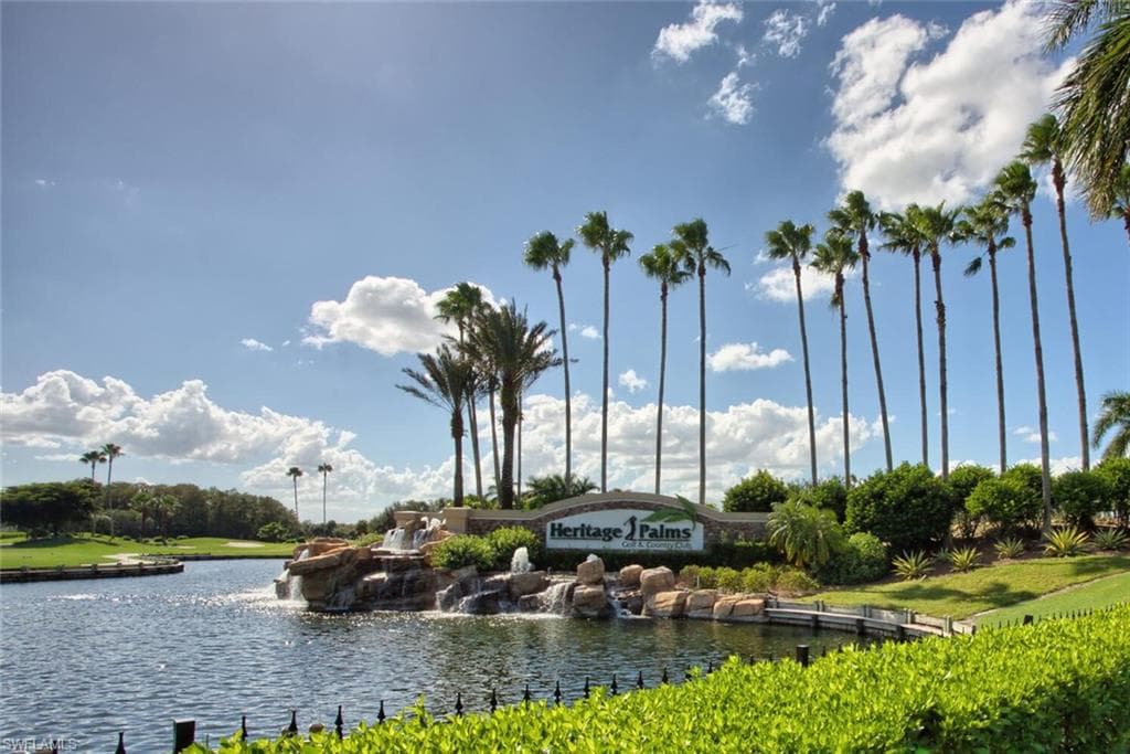Entry lanai
