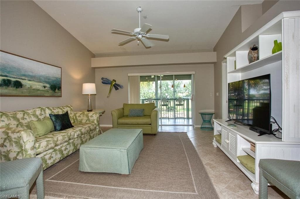 8083 Queen Palm LN 425 photo 10 of 48