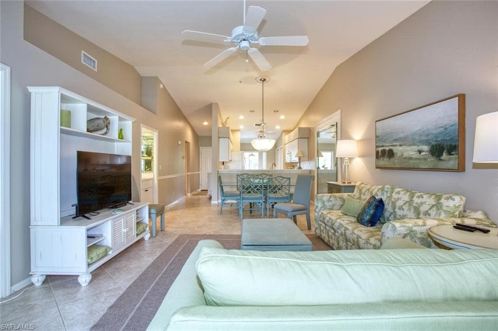 8083 Queen Palm LN 425 photo 11 of 48
