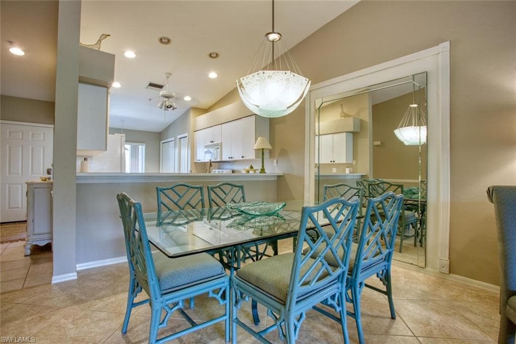 8083 Queen Palm LN 425 photo 8 of 48