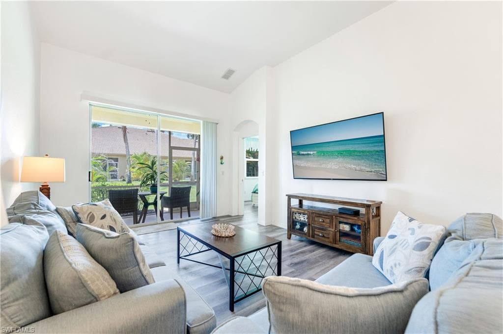 Soaring ceilings and natural light
