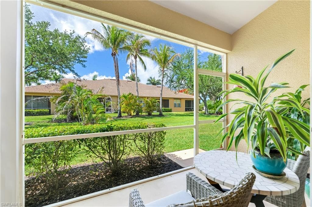 Screened patio tiled floor