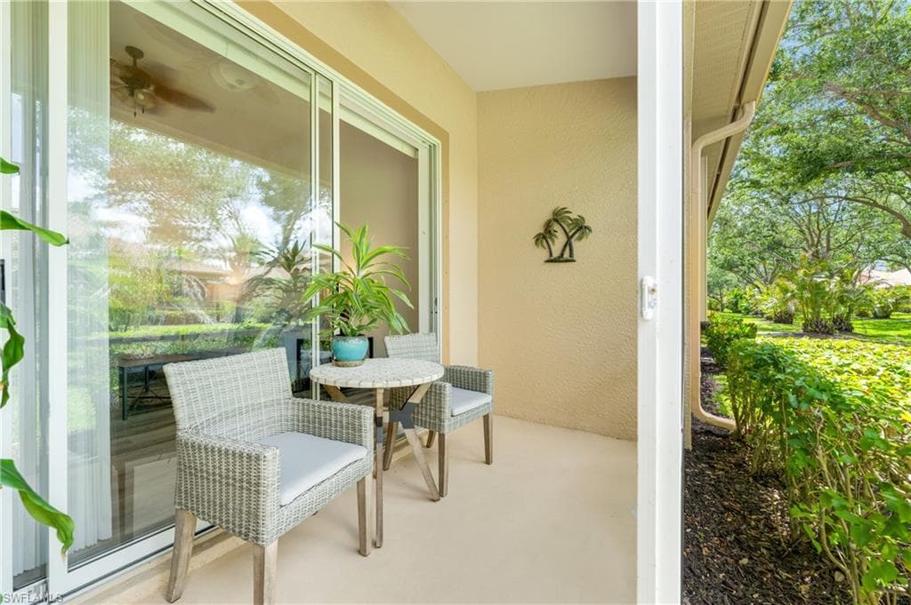 7863 Lake Sawgrass LOOP 5512 photo 31 of 50