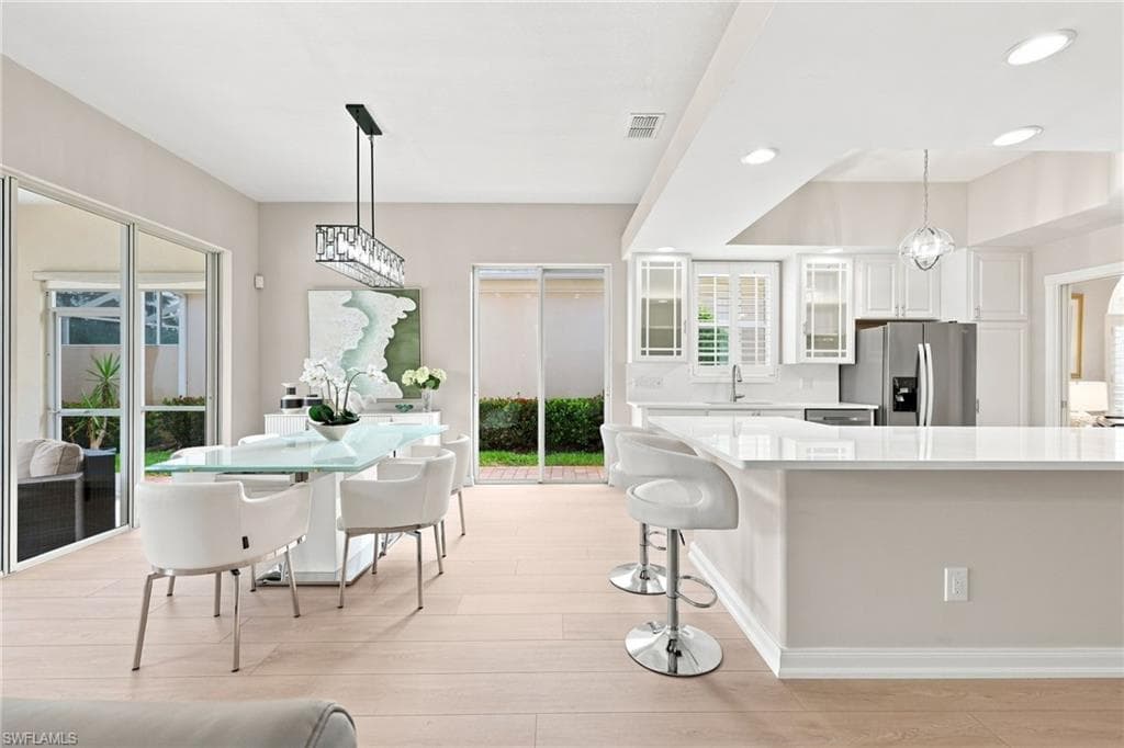 Dining area right next to the Kitchen