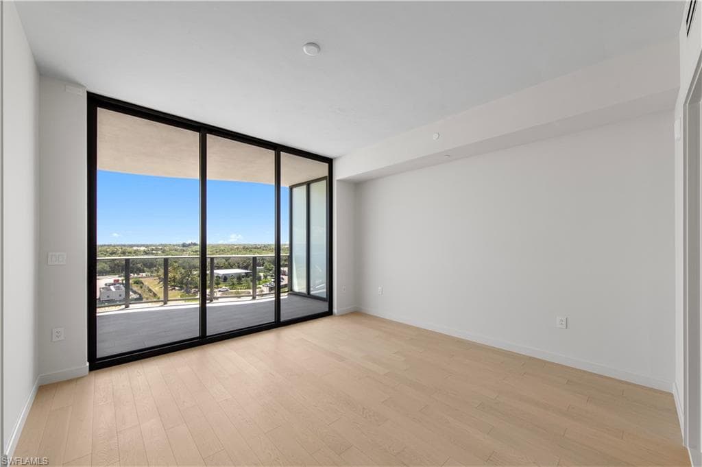 Secondary VIP Bedroom - Eastern Sunrise Terrace