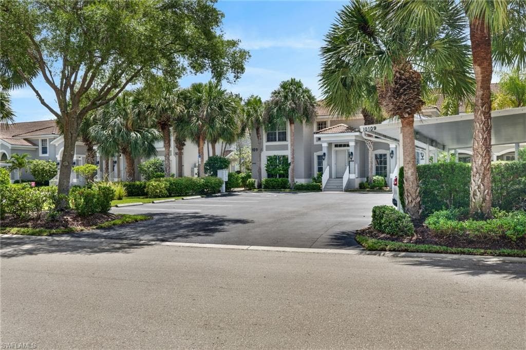 10109 Colonial Country Club BLVD 2410 photo 2 of 28