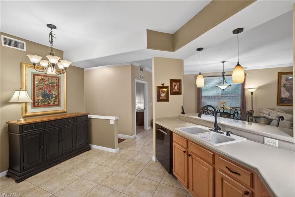 10109 Colonial Country Club BLVD 2410 photo 5 of 28