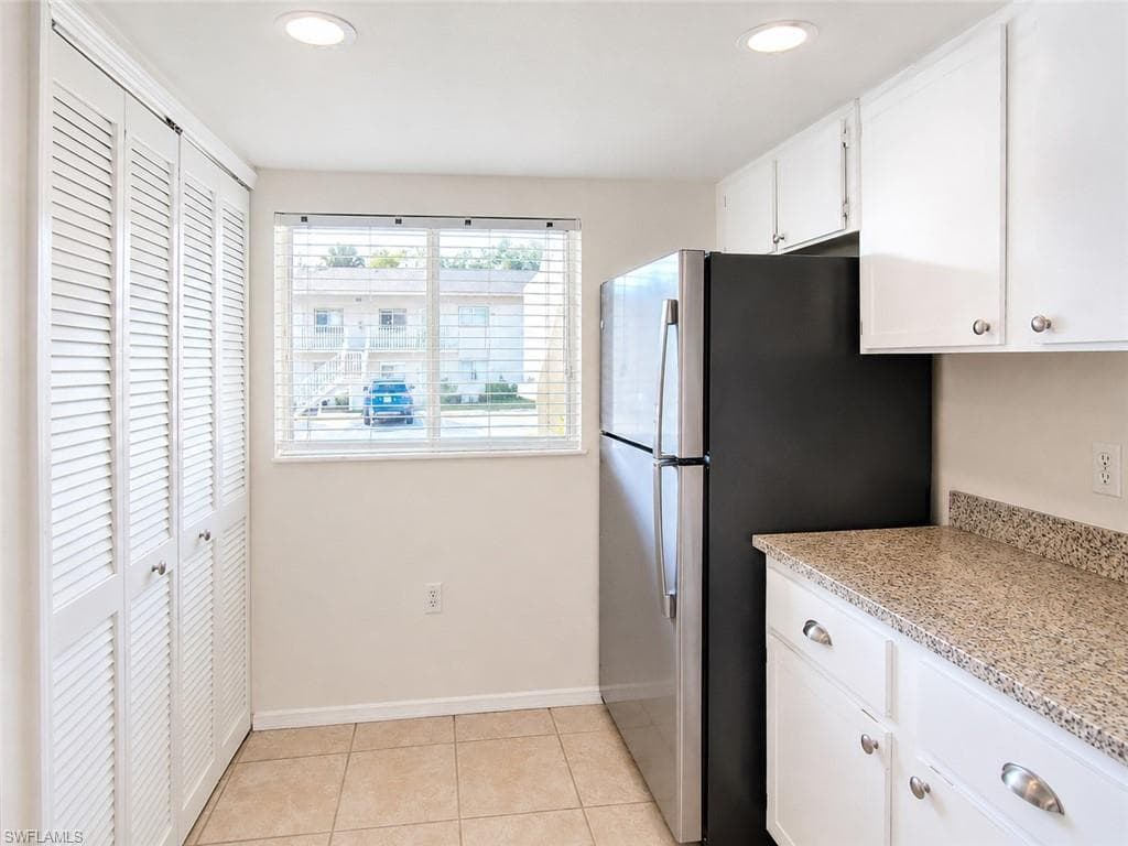 2385 Naples Trace CIR 2 photo 6 of 25
