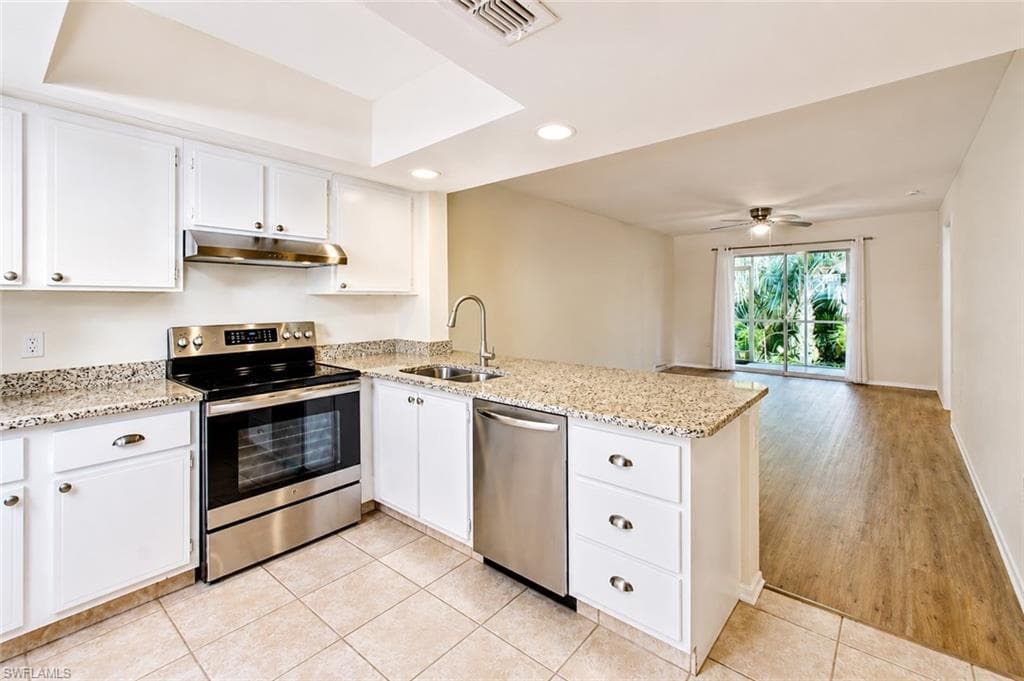 2385 Naples Trace CIR 2 photo 3 of 25