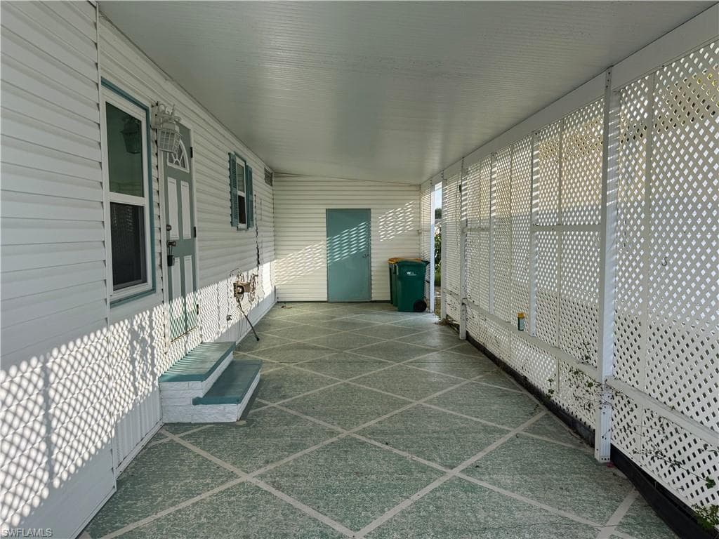 54 Oceans BLVD 54 photo 14 of 20